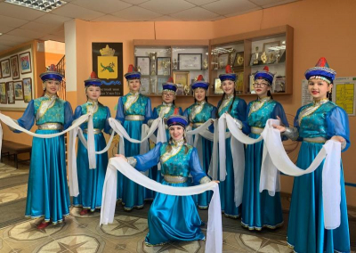 Бабродвиж в Улан-Удэ: программа «Любовь с первого взгляда», выставка «Золотой век японской графики» и опера «Риголетто»